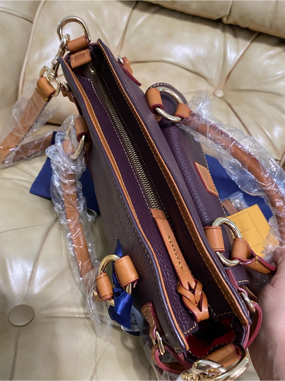 Dooney & Bourke GRAPE Pocket Satchel Pebbled Leather w/Wristlet Wallet - Picture 6 of 15